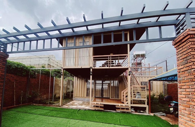Riverside Homestay