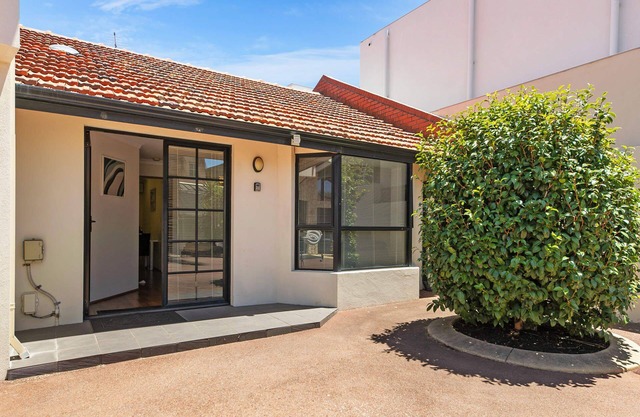 Riverside Living*1BR Villa*Swan River*Applecross*