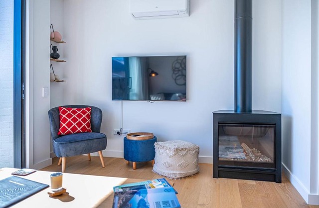Riverside Lodge- 2 Bedroom Unit