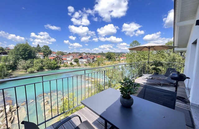 "Riverside WG 10: your perfect retreat for unforgettable adventures!"