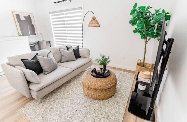 Riverview Health | Trendy Area | Free Parking