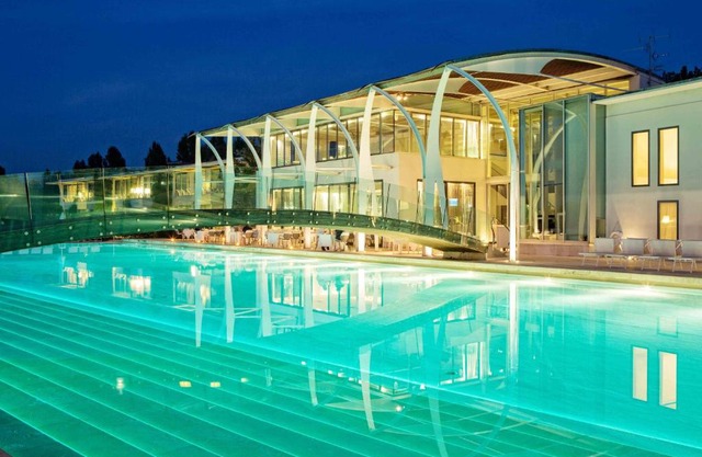 Riviera Golf Resort