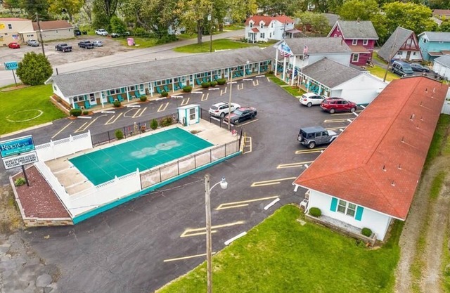 Riviera Motel Erie