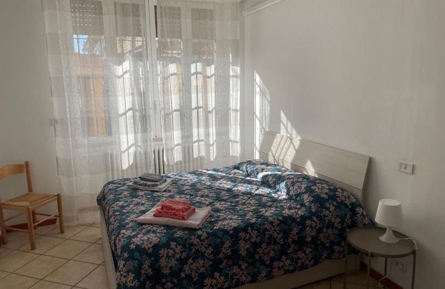 Roberta HOUSE