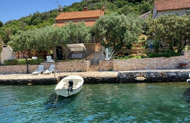 Robinson home in Tkon with Seaview, Terrace, WIFI (3437-1)