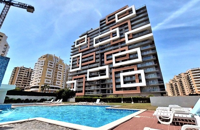 Rocha Tower 11D