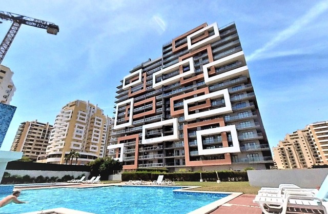 Rocha Tower 11E