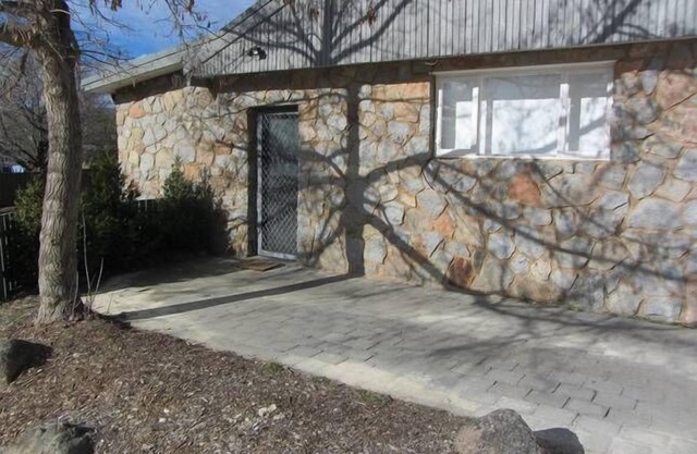 Rock On - Studio Apartment