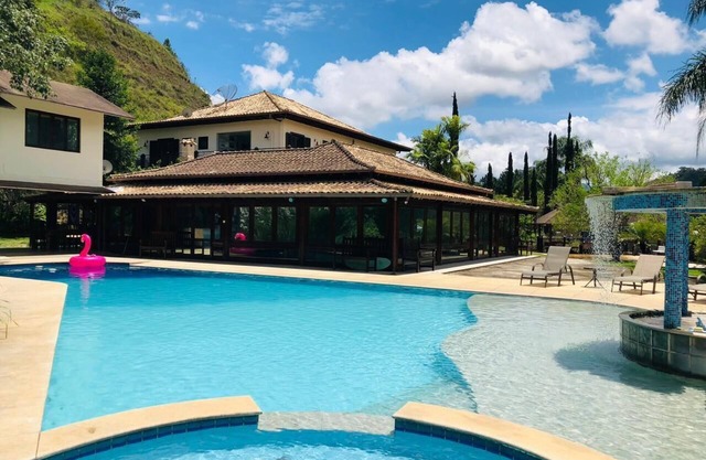 Rock the Mountain in Granja Brasil Resort 1500m2
