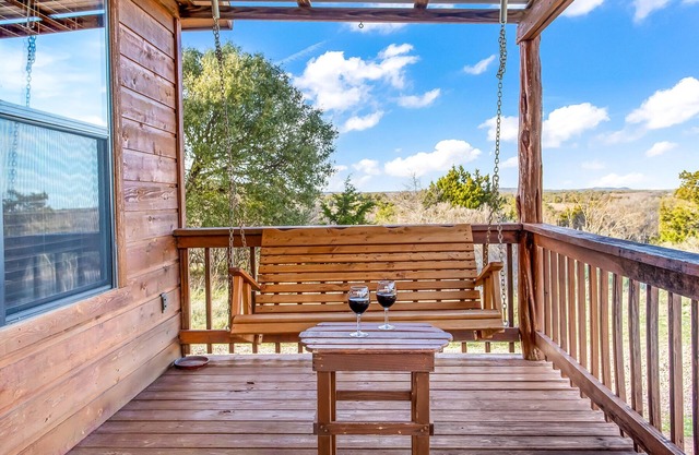 Rockview Cabin 5 | Spectacular Views of Enchanted Rock!