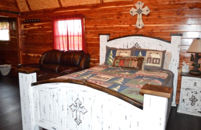 Rocky Top Winery Cabin #2