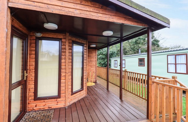Roe Deer Lodge