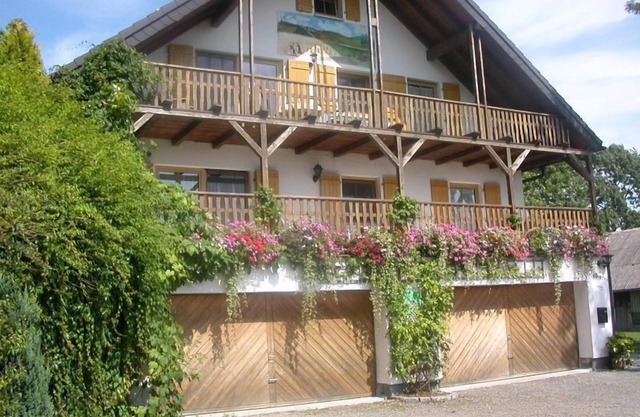 Rollstuhlgeeignete 4-Sterne-Ferienwohnung (75qm) auf kinderfreundlichem Hof