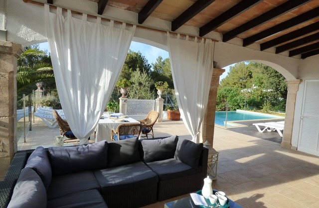 Roman villa Bonaire, near the beach, WiFi, pool, A/C, quiet area ETV2144