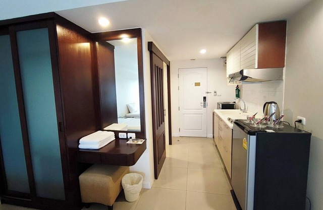 Romance Hotel Bangna