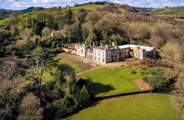 Romance, style and luxury are on offer in abundance in this countryside apartment.
