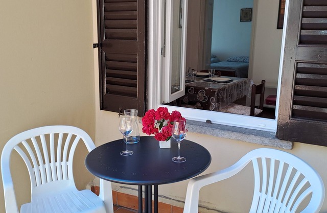 Romantic apartment in the center with balcony and terrace