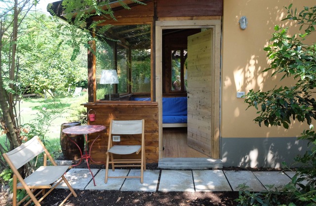 Romantic apartment with garden, in the middle of the Navigli