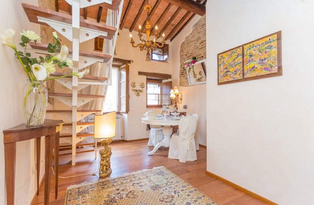 Romantic bb in the historic center of castiglione del lago between Umbria and Tuscany