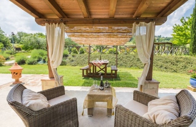 Romantic cottage "Tulips" - Agriturismo Borgo la Rovere
