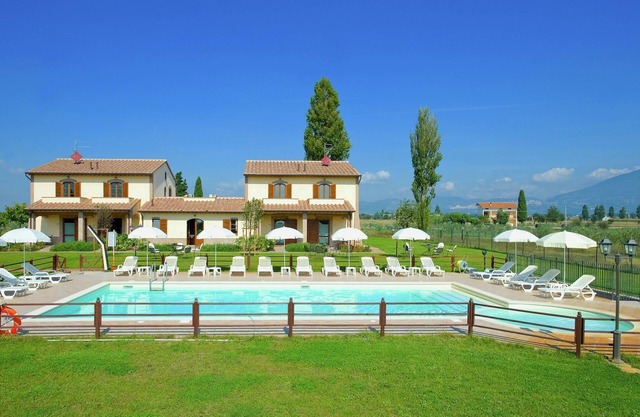 Romantic Countryside Escape