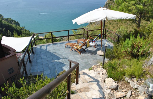 Romantic Cove Sea view villa 7 km far from Sperlonga