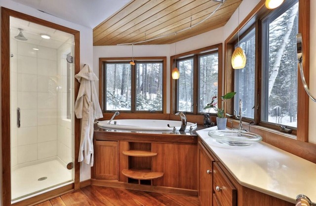 Romantic Cozy Mountain Retreat near Killington