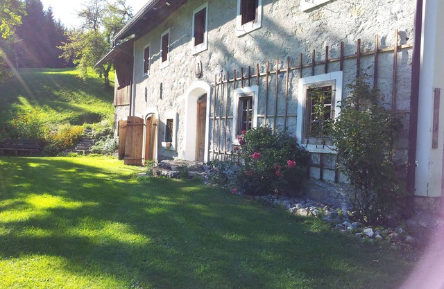 romantic farmhouse - ideal to unwind. Pure nature!