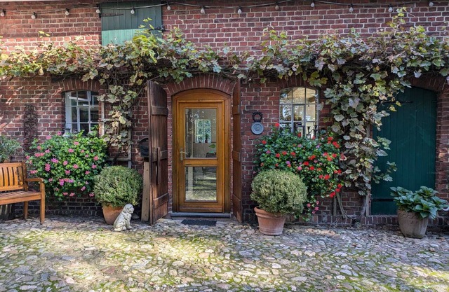 Romantic farm vacation apartment