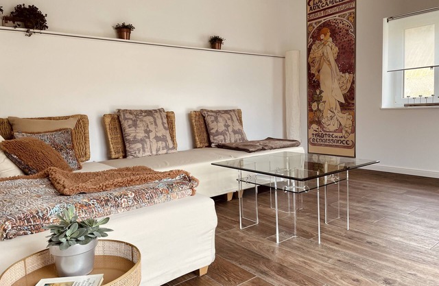 Romantic hideaway with a view of the vineyards