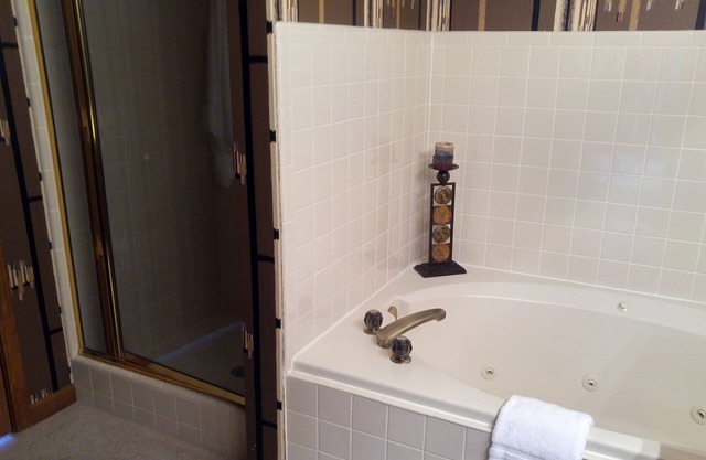 Romantic Luxury Villa at Quality Hill Resort Adjacent To Pinetop Lakes Golfclub