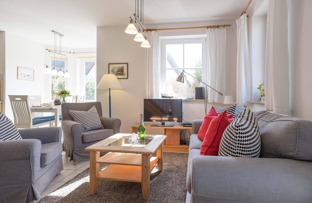 Romantic maisonette apartment in the resort of Born am Darß