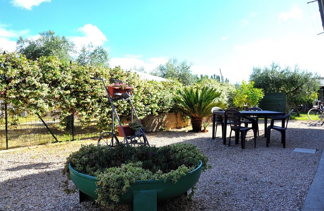 Romantic mini apartment nestled in the green Castelli Romani.