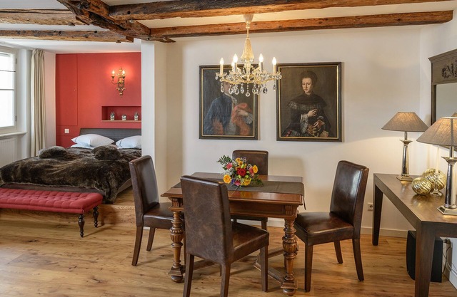 Romantic old town apartment