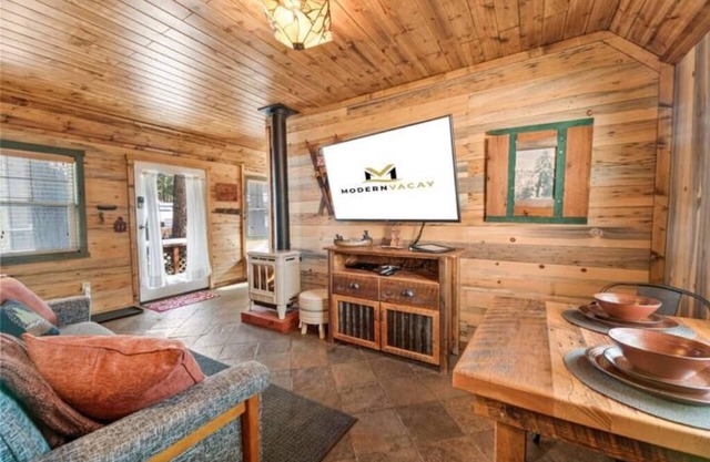 Romantic Simply Irresistible Cabin