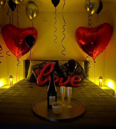 Romantic Tiny House Private Jacuzzi Cinema Netflix