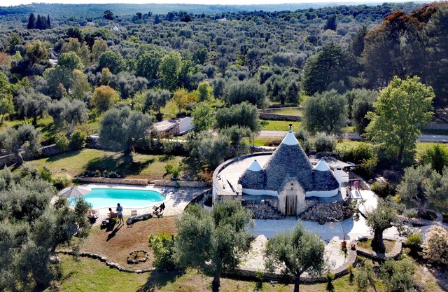 Romantic trullo with private pool surrounded by nature
