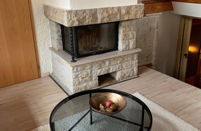 Romantic vacation apartment with fireplace in the Thuringian Forest. Quiet location!