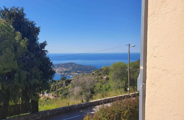Romarin - EZE - Gîte