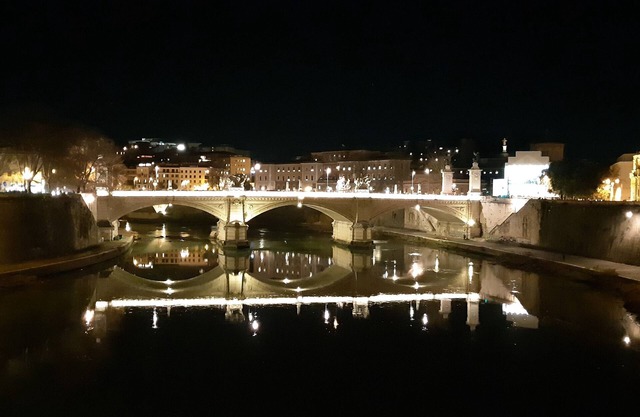 Rome: Charming holiday rental with private parking