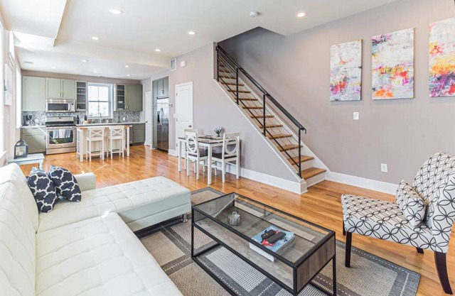 Roof Deck Fire Pit Parking *Penn/CHOP *Sleeps 7