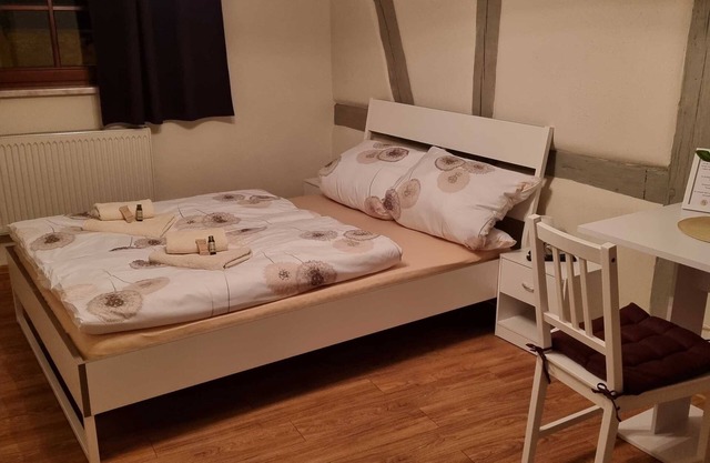 Room 08 (DH) - Pension Torgau