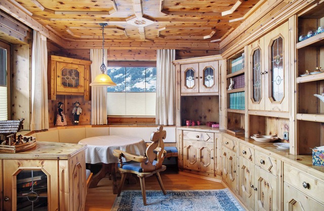 Room '1' with Mountain View and Balcony
