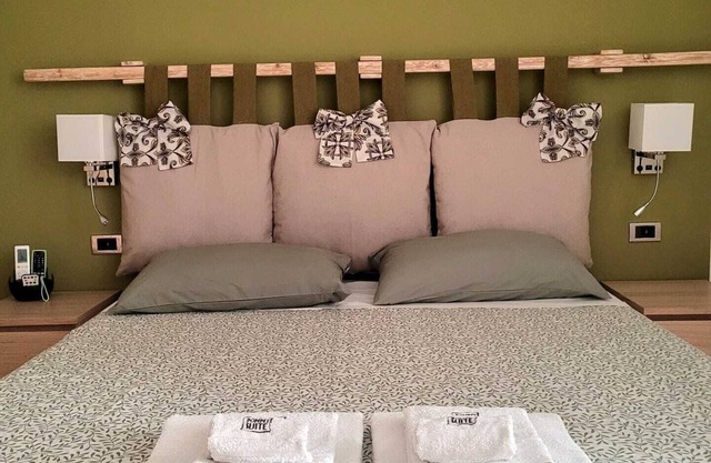 Room 101. Romantic Room