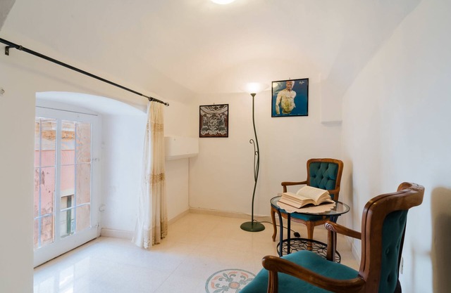 Room 3 Piazzetta San Giovanni B&B