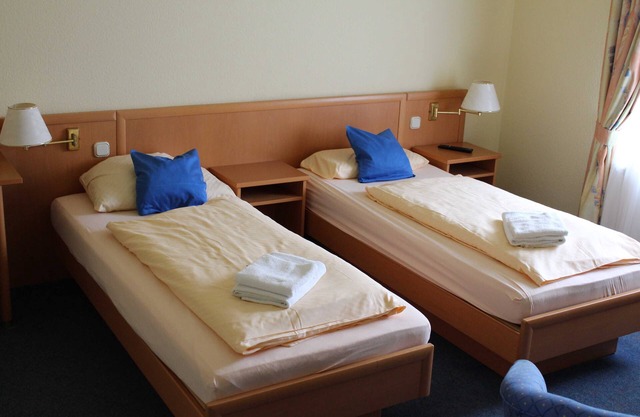 Room 7 ground floor and garden side - restaurant and hotel From the land to the sea