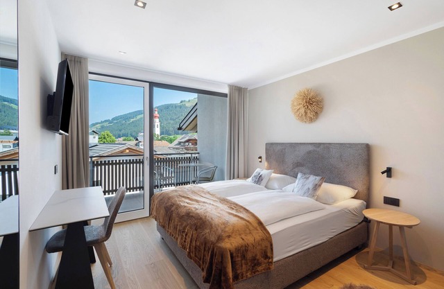 Room 'Bergnest' with Mountain View, Private Terrace and Wi-Fi