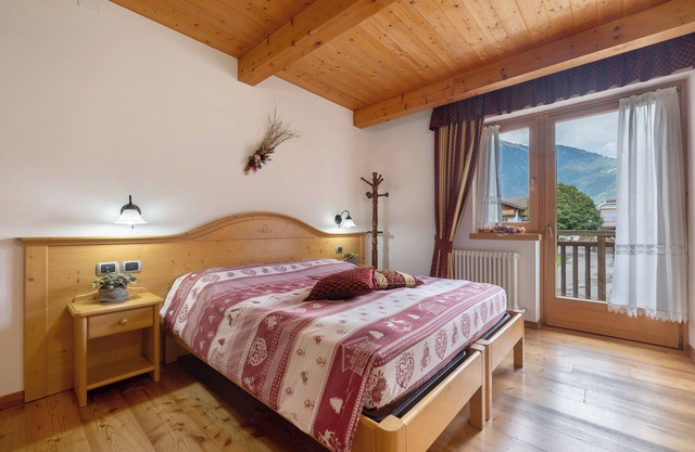 Room 'Camera Doppia N 4' with Mountain View, Shared Garden and Wi-Fi