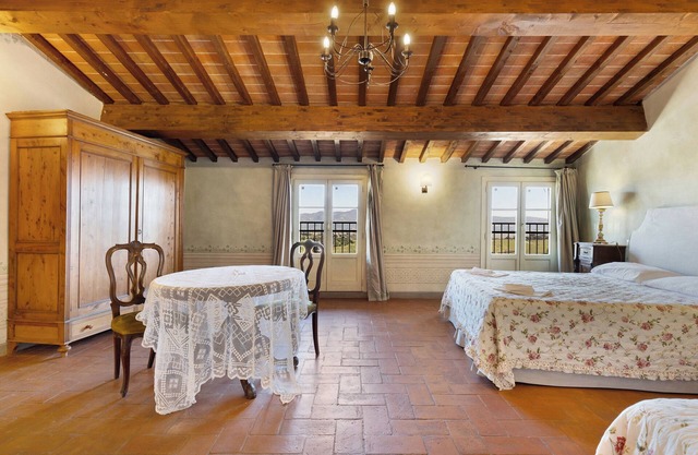 Room 'Camera Tripla' with Wi-Fi and Air Conditioning