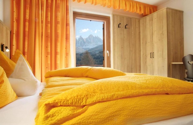 Room 'Doppelzimmer 8' with Mountain View, Private Terrace and Wi-Fi